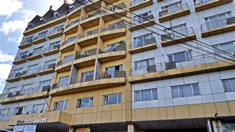 BURNHAM SUITES HOTEL BAGUIO CONDO .